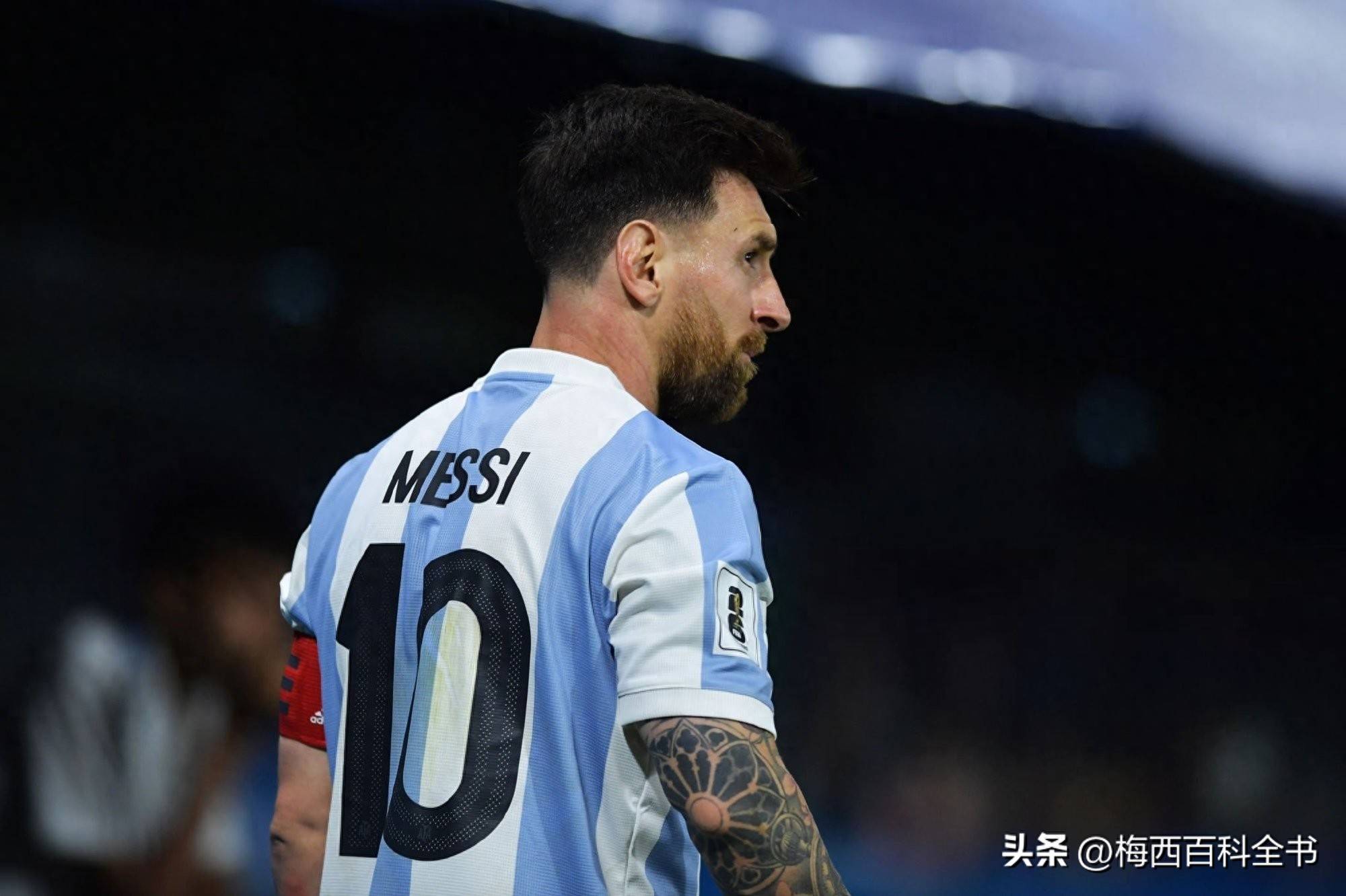 C罗队友：非常想合作的非队友是梅西！